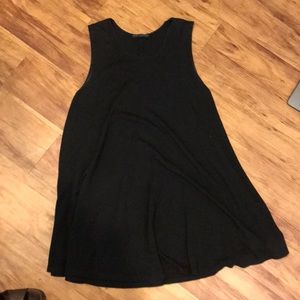 Brandy Melville Black T-shirt Class